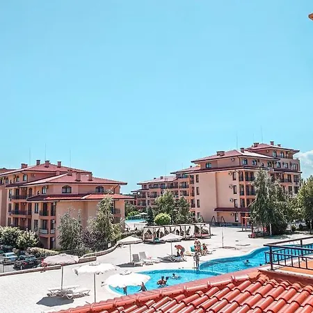 Sunny Star Dreams W Prime Location, Pool, Sea View Appartamento *